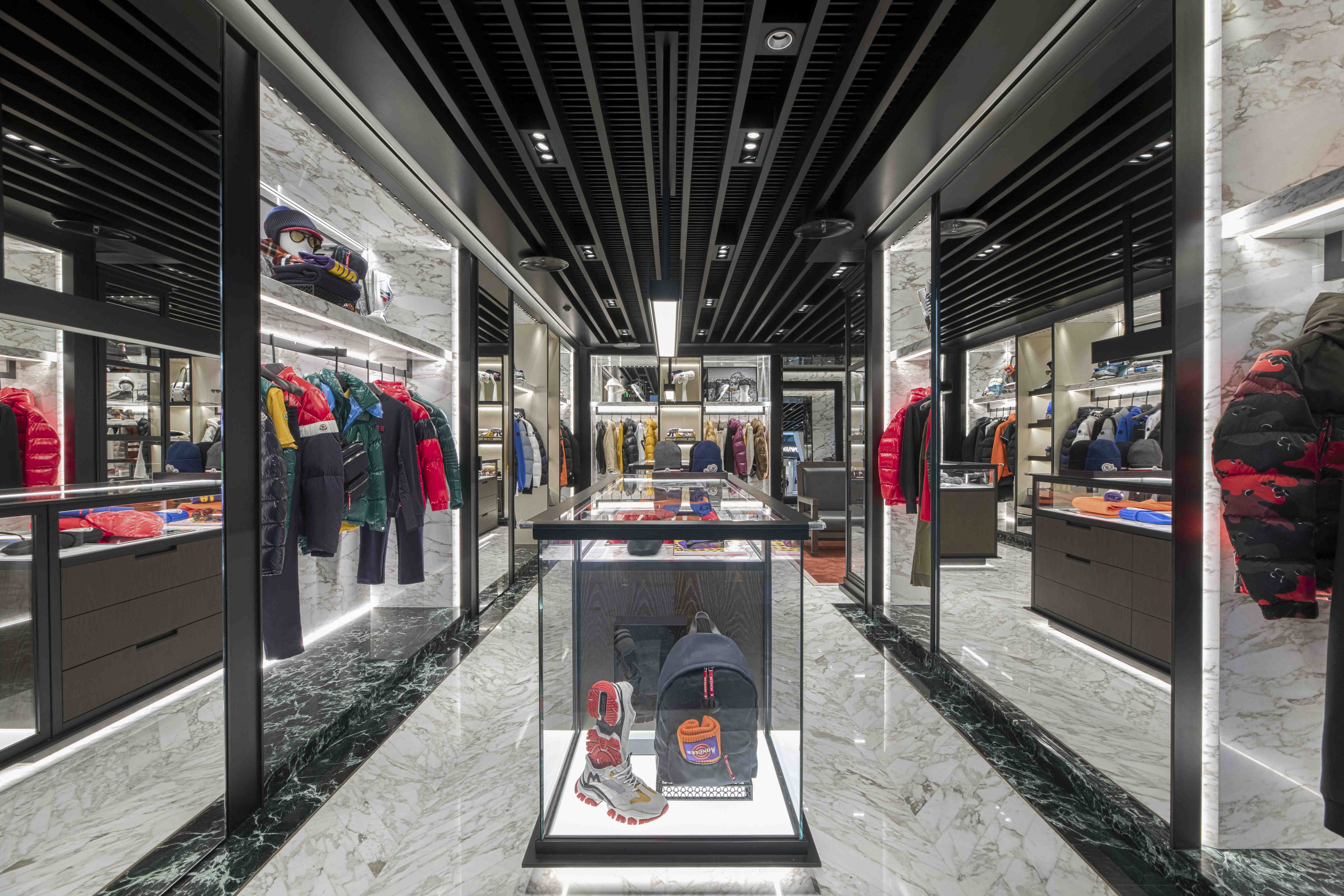 moncler bloor